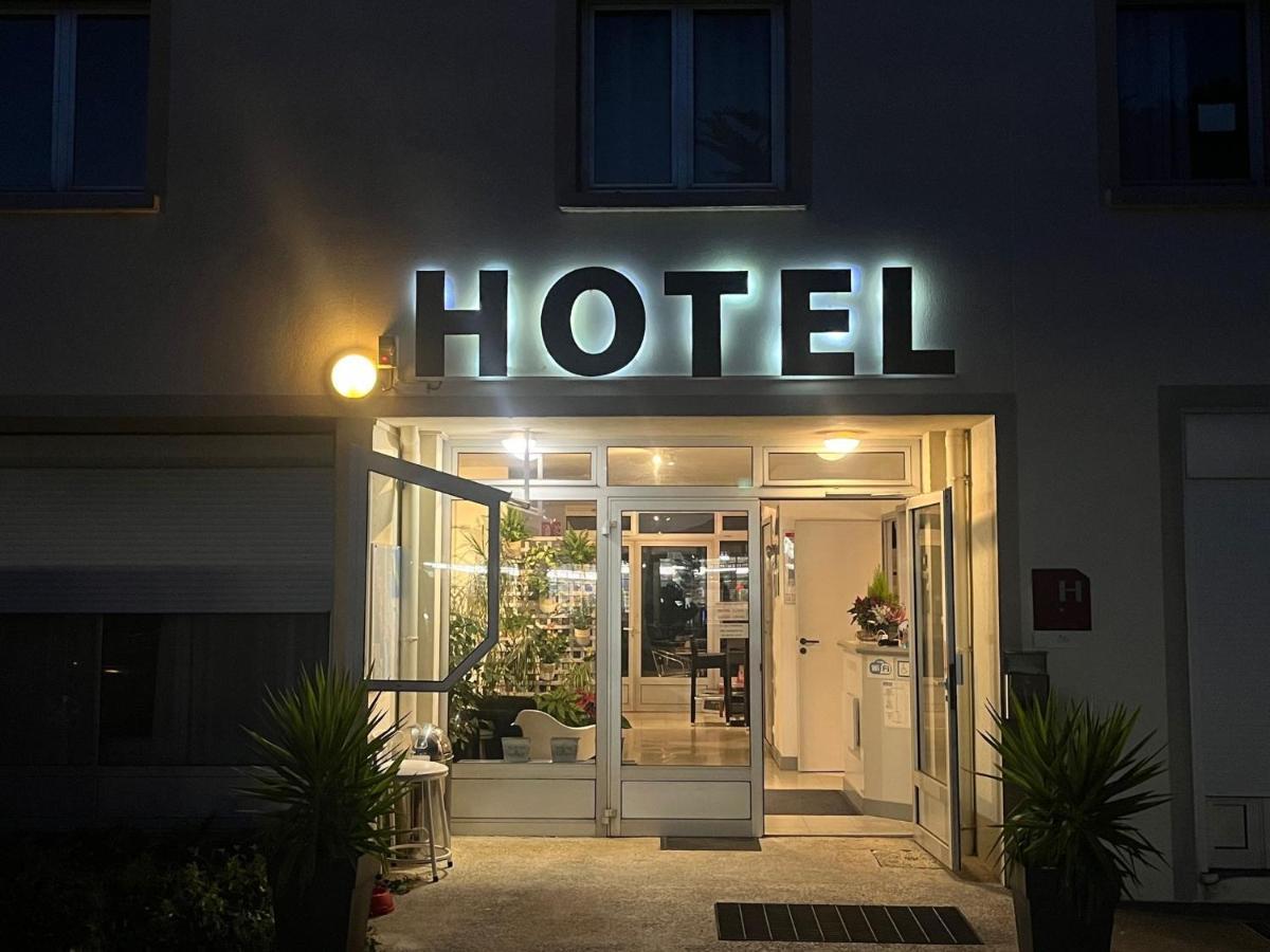 Hotel L'Echappee D'Oleron Saint-Georges-d'Oleron Exterior foto